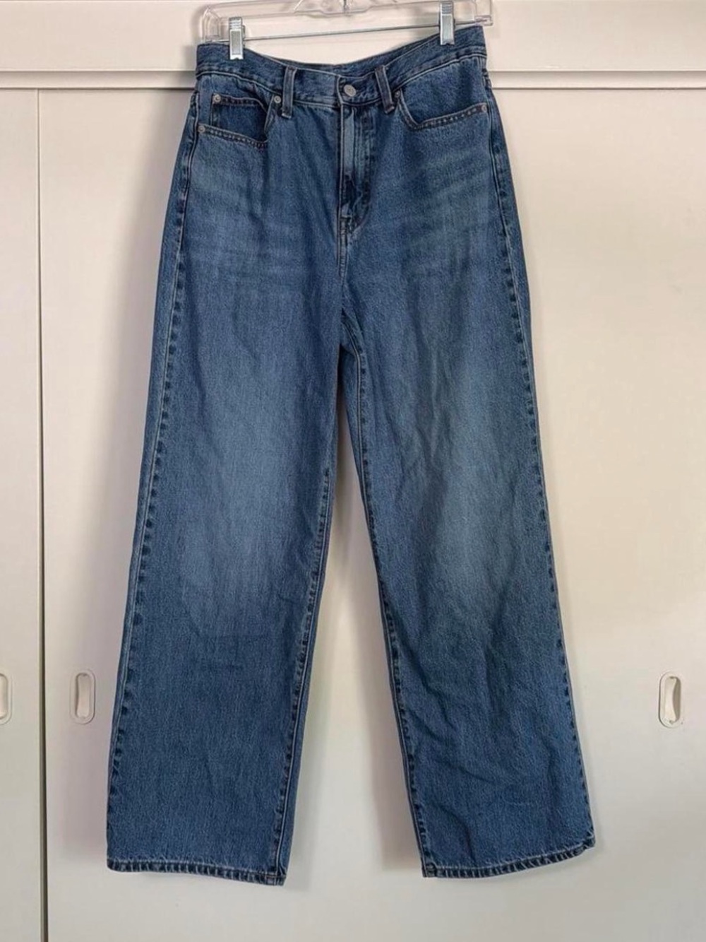 Uniqlo High-waisted jeans